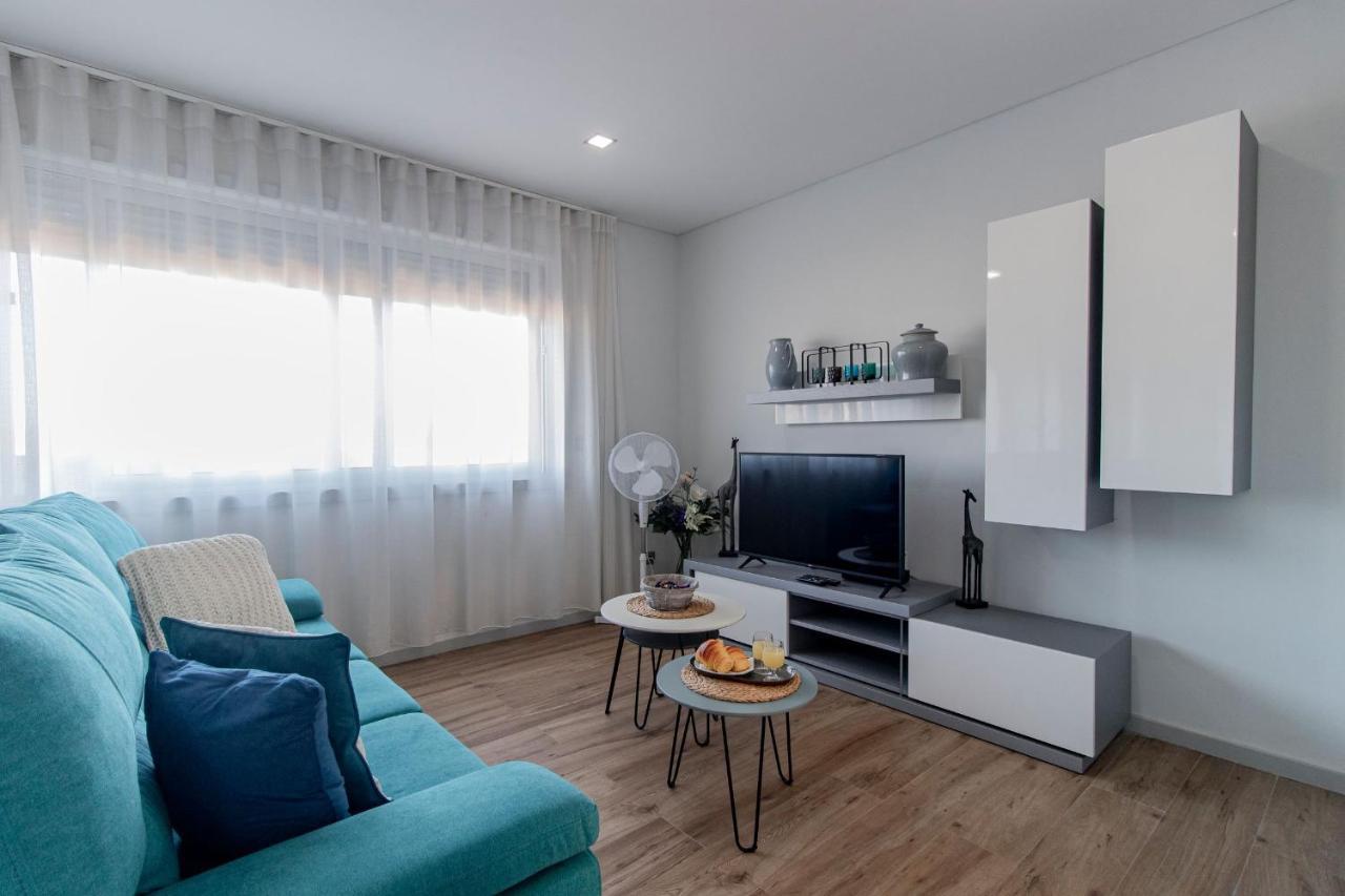 Downtown 1Br Apartment W/ Balcony By Lovelystay Porto Eksteriør billede